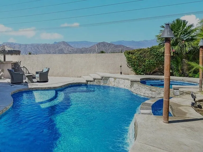81258 Avenida Esmeralda — Photo 14