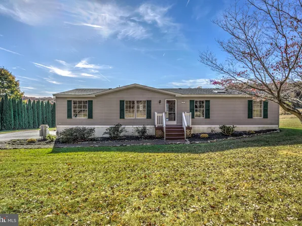 700 Lammey Rd, Honey Brook, PA 19344