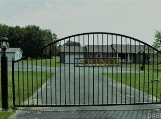 3936 Snyder Rd, Dayton, OH 45426