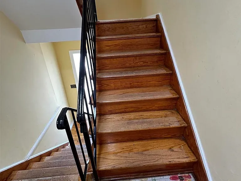 374 Cator Ave #1 — Photo 2