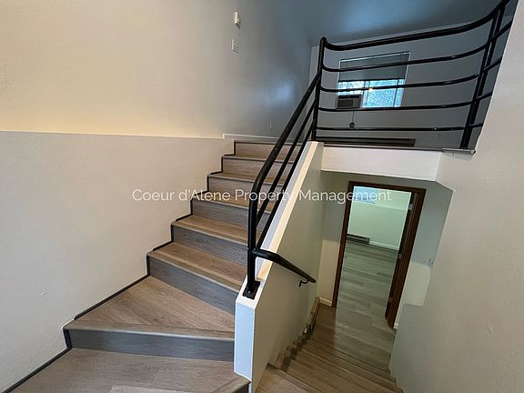 2nd image of 2603-05 N 8th St #2603