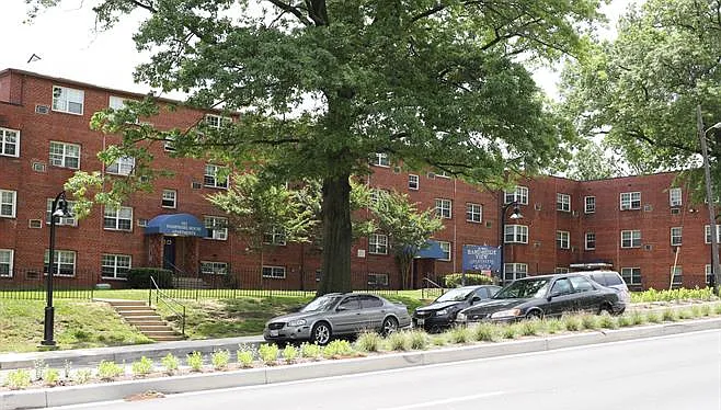 Hampshire View Apartments II, LLC — Photo 2