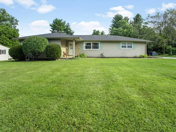 1659 Rainbow Dr, Lancaster, OH 43130