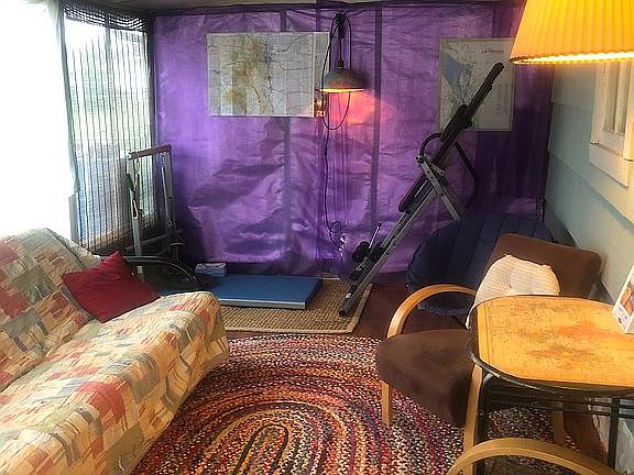Three season room