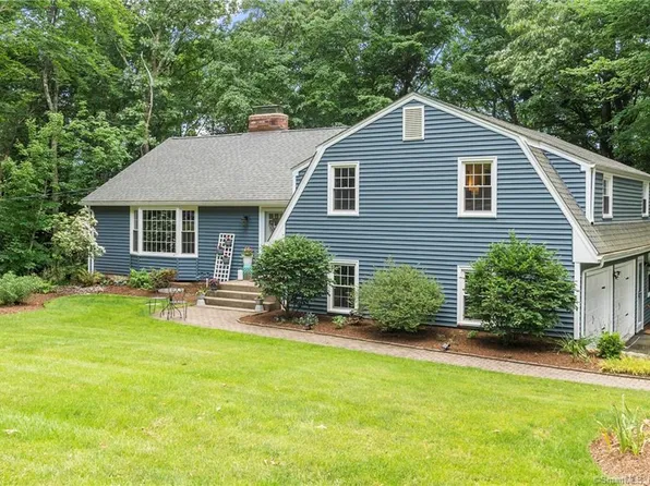 69 Tall Timbers Rd, Glastonbury, CT 06033