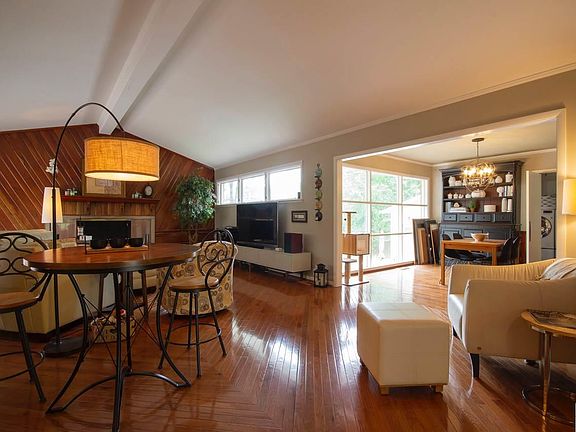 5th image of 188 Mimosa Ln