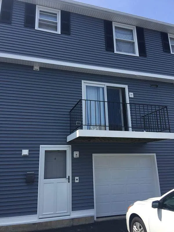 2 bed, 1.5 bath, 935 sqft, $2,200 — Photo 3