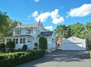 86 Russell Ave, Plainville, CT 06062