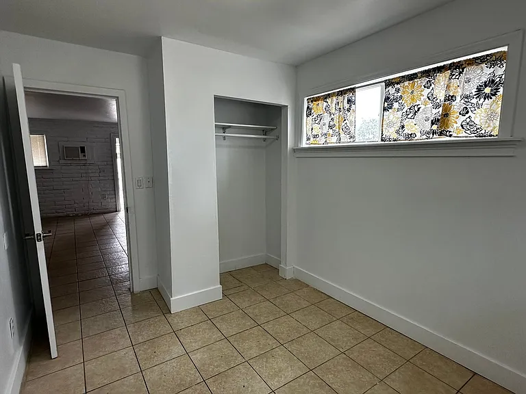 13913 N Palm St #11 — Photo 10
