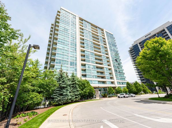 1055 Southdown Rd #710, Mississauga, ON L5J 0A3