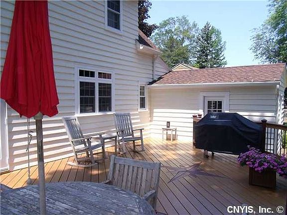 5th image of 115 Huntleigh Ave