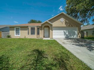 2404 Wolf Creek Dr, Melbourne, FL 32935