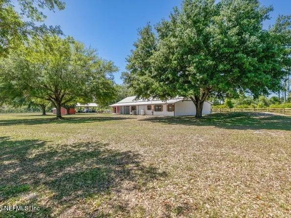 643 E STATE ROAD 100, San Mateo, FL 32187