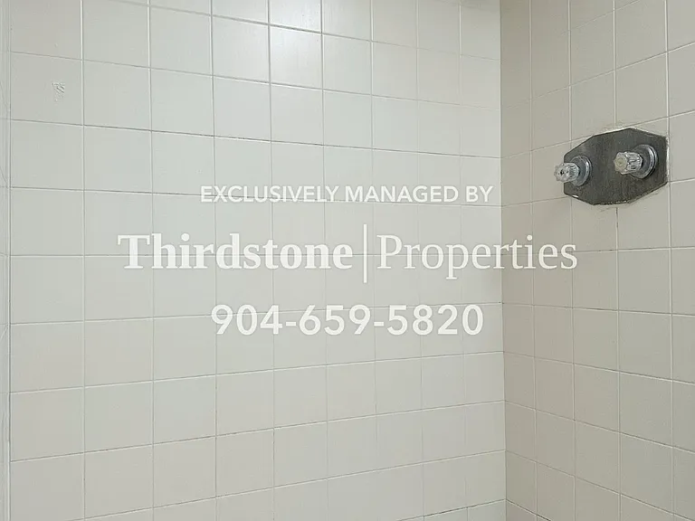 7611 Indian Lakes Dr #2 — Photo 20