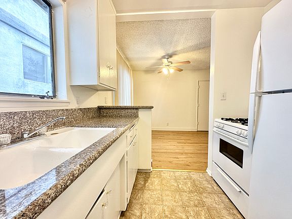 4th image of 638 N West Knoll Dr APT 6