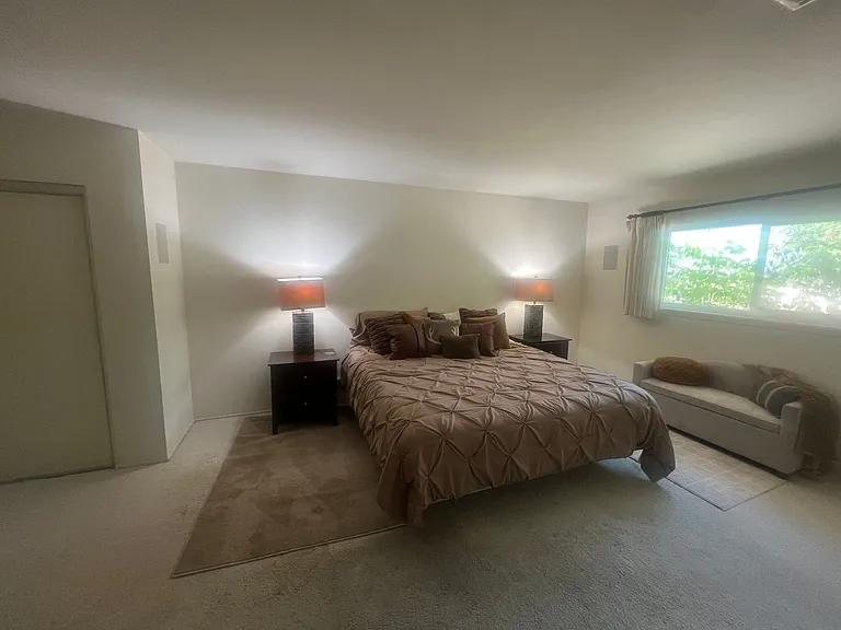 18332 Orange St — Photo 22