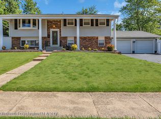 8 Nebraska Dr, Jackson, NJ 08527