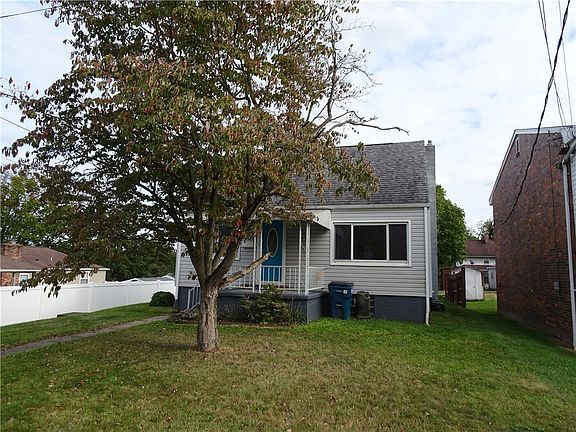 2nd image of 704 S 7th St