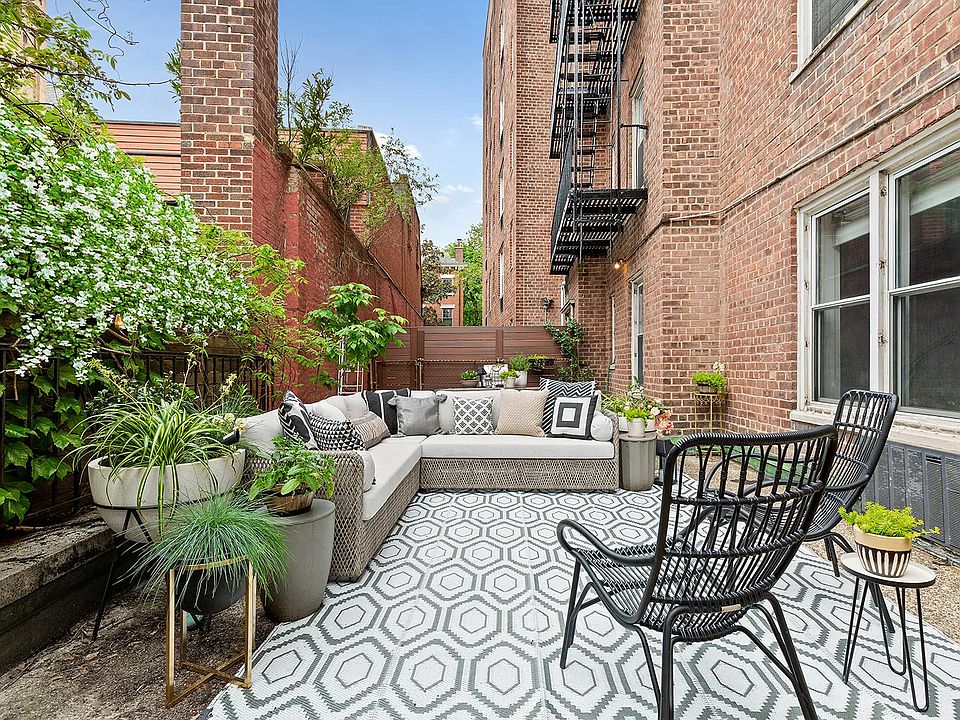 1st image of 245 Henry St APT 1I