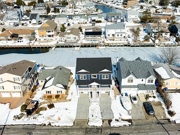 4th image of 89 Club House Rd