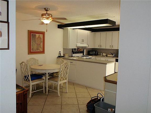 3rd image of 5862 SE Riverboat Dr