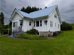 1072 King Rd, Winlock, WA 98596