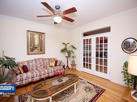 4th image of 25036 W Sandra Ln