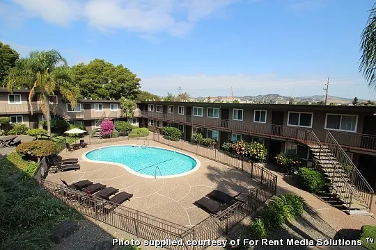 Marin Royal Apartments LLC