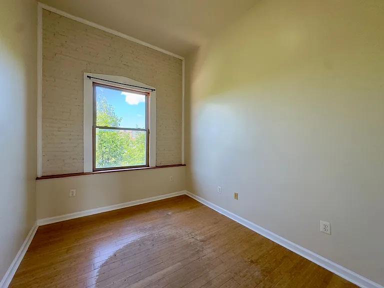 Apartments in Reservoir Hill, Baltimore, MD! — Photo 27