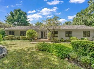 20 Old Route 25a, Northport, NY 11768