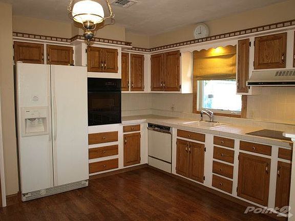04 KITCHEN
