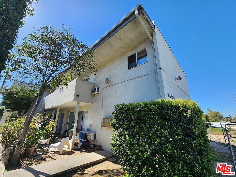 14700 Hubbard St, Sylmar, CA 91342 | Zillow - 12745 Arroyo St Sylmar California 91342