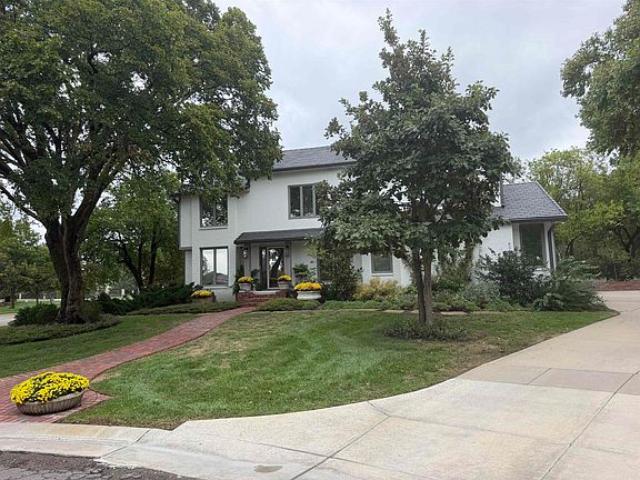 4th image of 920 N Gatewood Ct