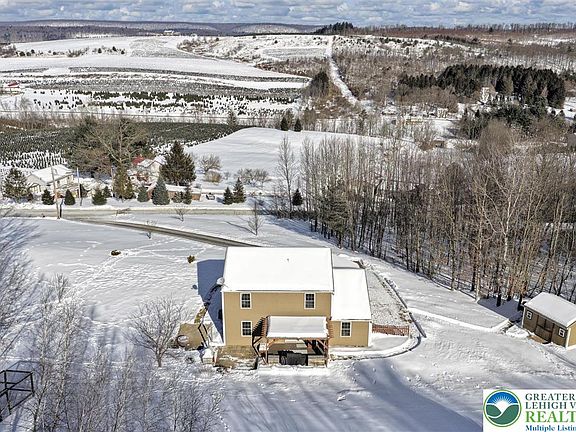 5th image of 72 Evergreen Dr