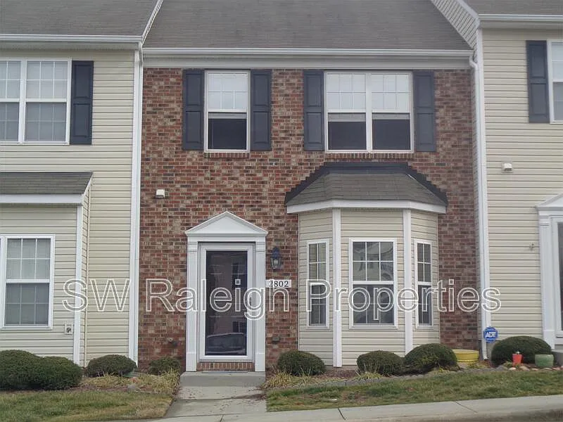 2802 Gross Ave