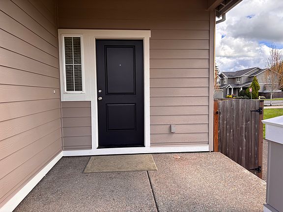5th image of 108 N 34th Ct