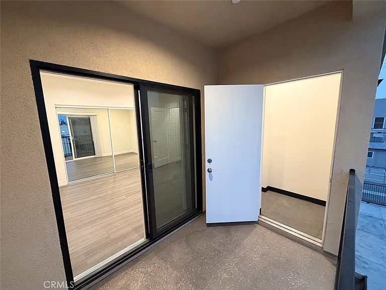 511 Azusa Ave #203 — Photo 8