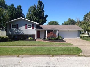 3002 Brookview Dr, Lorain, OH 44053