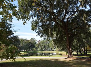 70 River Pl, Beaufort, SC 29906