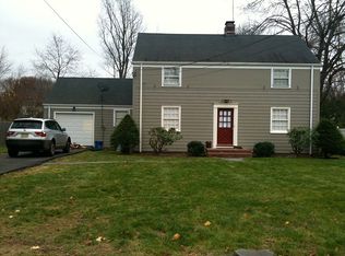 260 Metape Cir S, Bound Brook, NJ 08805