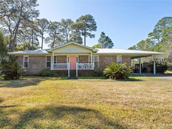 417 Admiral Semmes Ave, Dauphin Island, AL 36528