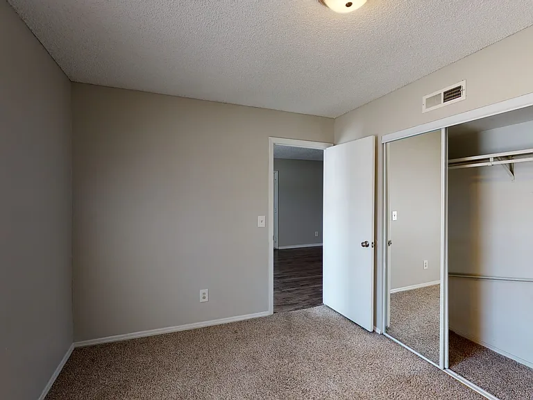 1x1 Apartment