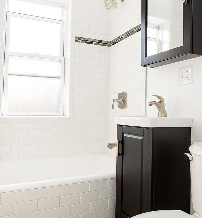 2nd image of 2129 N Dayton St #31-206-306
