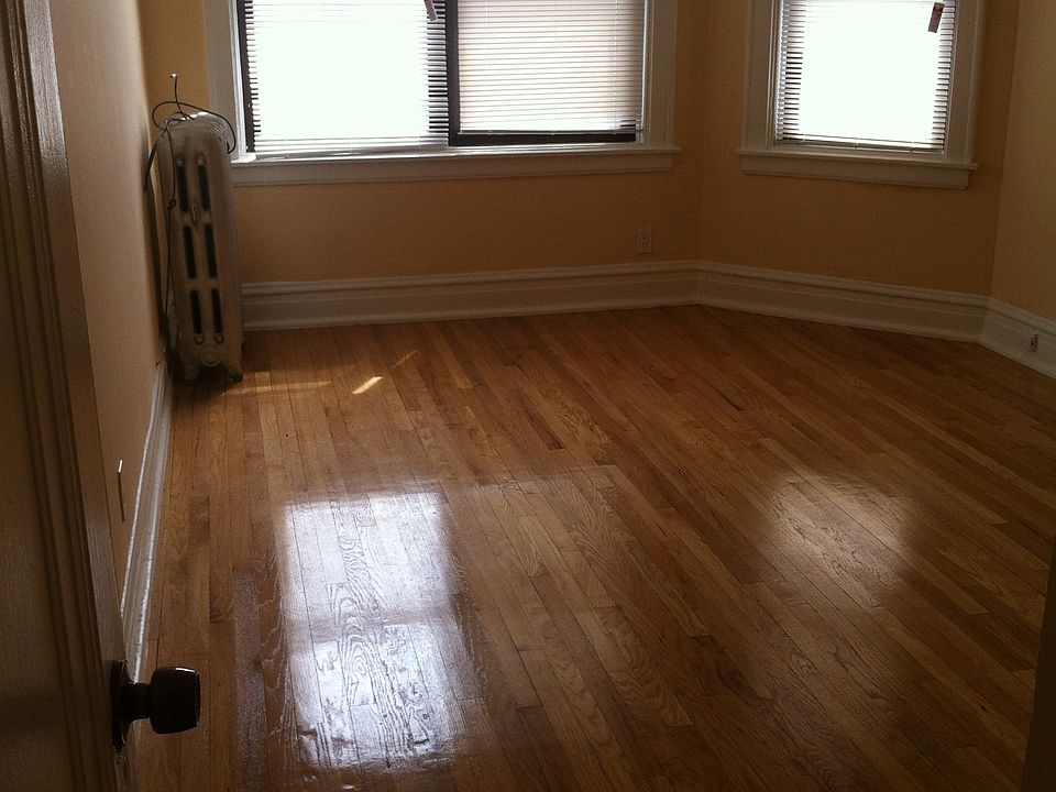 2nd image of 723 E 81st St APT 2
