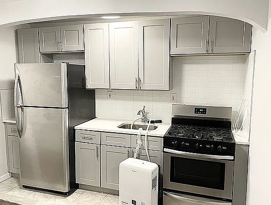 1st image of 354 E 8th St APT 2