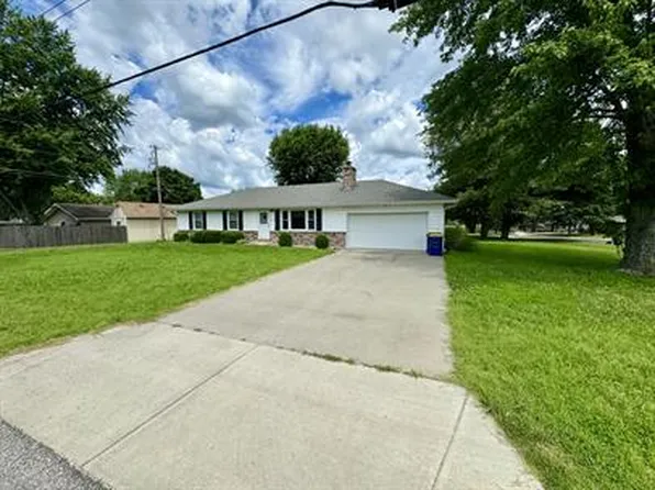 202 W 14th St, Eudora, KS 66025