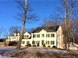 42 Williamsburg Rd, Higganum, CT 06441