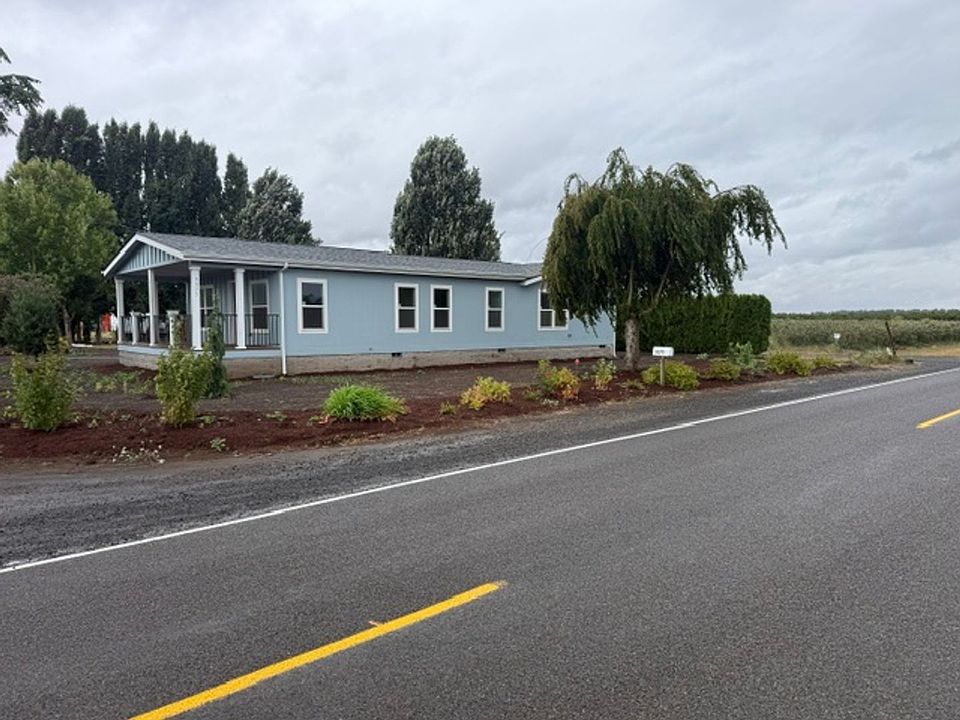 1st image of 9375 Wells Landing Rd