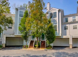 1805 Springbrook Ct, Whippany, NJ 07981