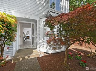 Springbrook Square, Kirkland, WA 98034
